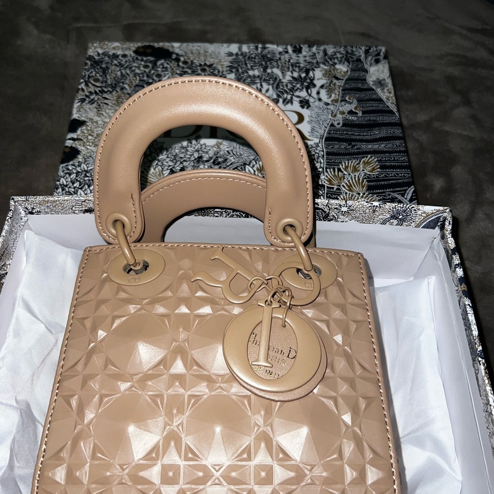 Sling bag
